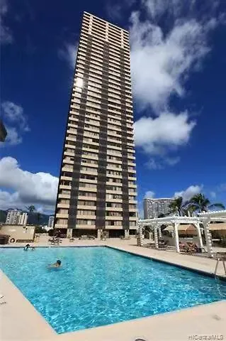 Waikiki Monarch Hotel Studio Near Waikiki - Mountain And City View - Full Kitchen Honolulu